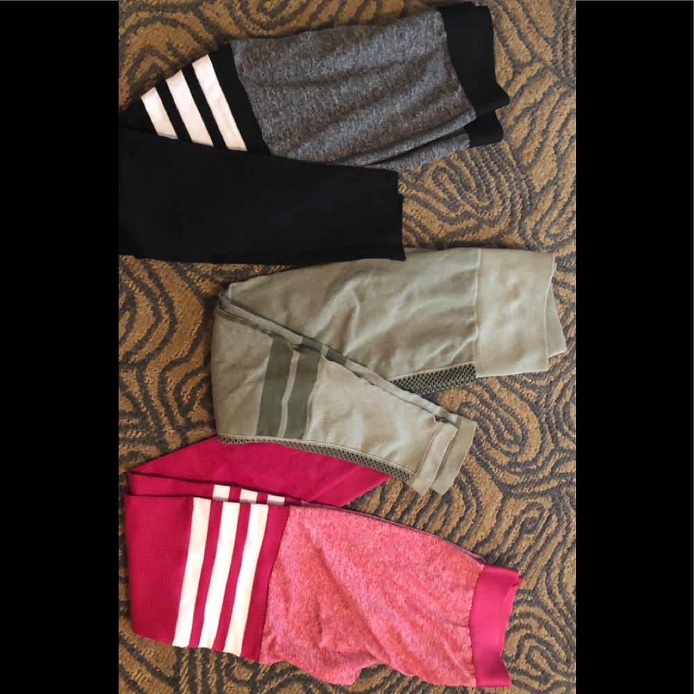 Bombshell all medium looking to 🎉trade 🎉